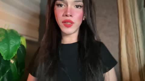 QUEEN online show from 04.21.26