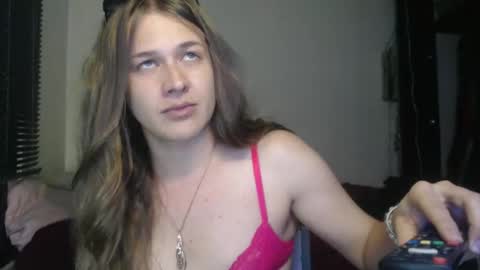 Snapshot of queennicky88 chatting on 01.22.25 Nico online show from 01.22.25