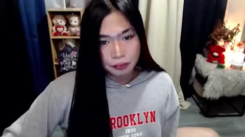 Mikka online show from 11.27.25