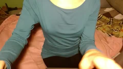 queenoftenderness online show from 10.17.25