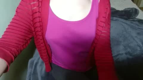 Snapshot of queenoftenderness chatting on 01.17.26 queenoftenderness online show from 01.17.26