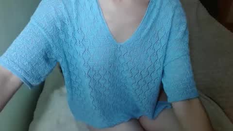 Snapshot of queenoftenderness chatting on 02.04.26 queenoftenderness online show from 02.04.26