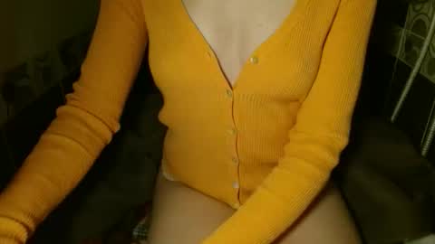 Snapshot of queenoftenderness chatting on 02.23.26 queenoftenderness online show from 02.23.26