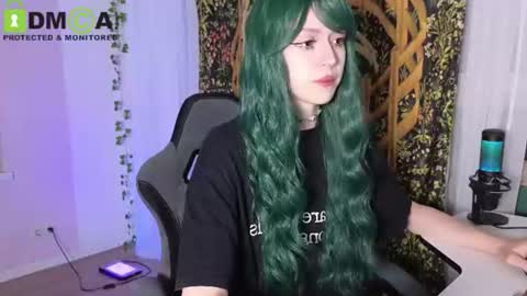 Snapshot of queenofwandss chatting on 07.03.26 follow my new insta online show from 07.03.26