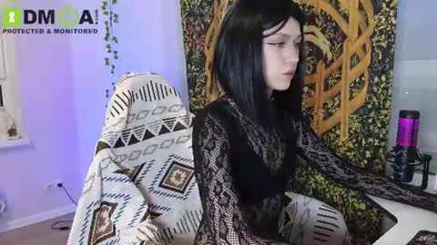 Snapshot of queenofwandss chatting on 07.06.26 follow my new insta online show from 07.06.26