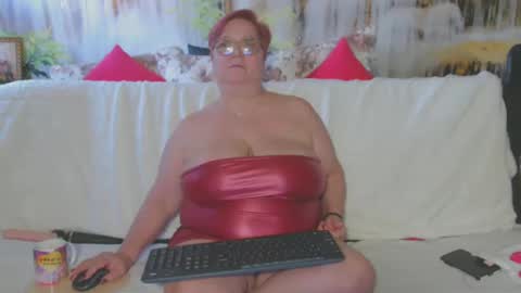 Snapshot of queenpammy chatting on 01.26.25 QueenPammy online show from 01.26.25