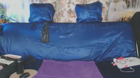 Snapshot of queenpammy chatting on 10.25.25 QueenPammy online show from 10.25.25