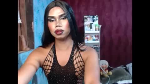 Snapshot of queenpinayebony_xx chatting on 03.28.26 queenpinayebony_xx online show from 03.28.26
