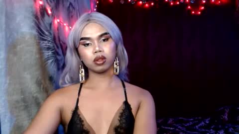 Snapshot of queenpinayebony_xx chatting on 05.27.26 queenpinayebony_xx online show from 05.27.26