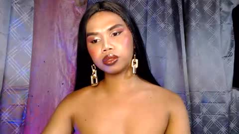 Snapshot of queenpinayebony_xx chatting on 05.31.26 queenpinayebony_xx online show from 05.31.26