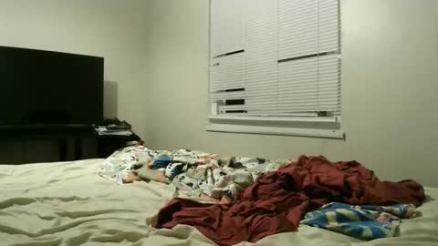 Snapshot of queenskull870 chatting on 09.30.25 queenskull870 online show from 09.30.25