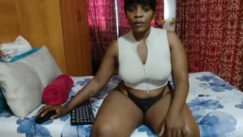 queenteex6999 online show from 09.30.25