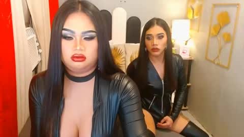 queenshasha and nathalie online show from 12.26.24