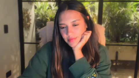 Val  -  online show from 11.10.25