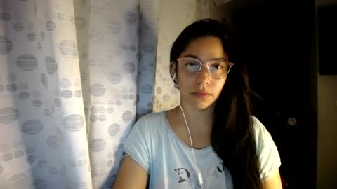 Snapshot of queenvictoria2023 chatting on 06.30.26 Paola online show from 06.30.26