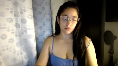 Snapshot of queenvictoria2023 chatting on 07.07.26 Paola online show from 07.07.26