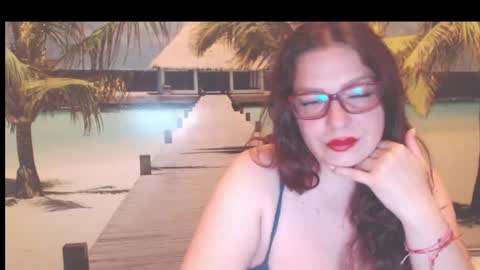 Snapshot of queenxnatasha chatting on 06.18.26 queenxnatasha online show from 06.18.26