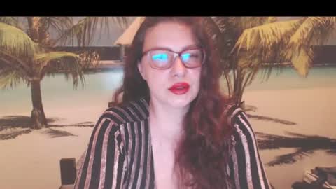 Snapshot of queenxnatasha chatting on 07.01.26 queenxnatasha online show from 07.01.26