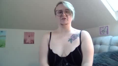 queerlyjaz online show from 11.15.25