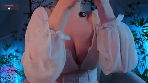 Snapshot of quennacindy chatting on 10.20.25 Teri My favorite vibes 77 101 222 666 online show from 10.20.25