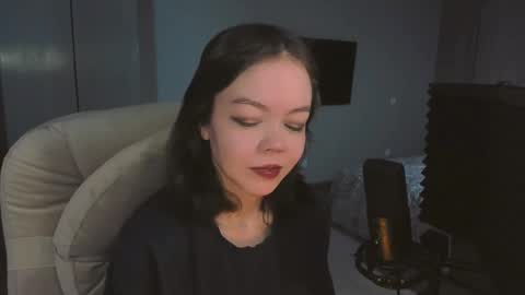 Snapshot of quietluxury chatting on 02.19.26 quietluxury online show from 02.19.26