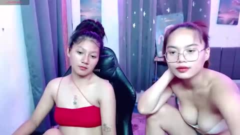 Snapshot of quinne_miles chatting on 09.24.25 Quinne online show from 09.24.25