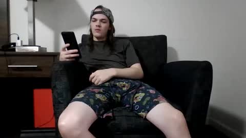 r_monkey583 online show from 11.13.25