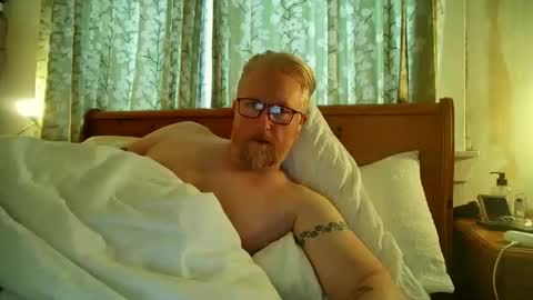 Snapshot of r_o_h_a_n_r_o_o_m chatting on 03.10.26 r_o_h_a_n_r_o_o_m online show from 03.10.26