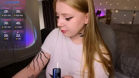 Rebecca  Becc online show from 09.09.25