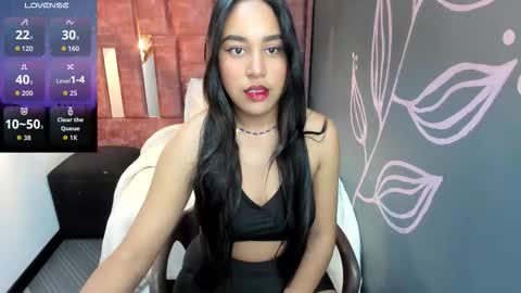 Snapshot of rachel__jonees chatting on 10.23.25 Rachel Jonees online show from 10.23.25