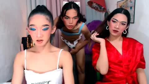 Snapshot of rachel_cummer chatting on 12.27.24 Rachel cummer online show from 12.27.24