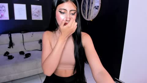 RACHEL ES online show from 04.09.26