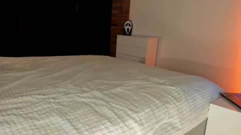 Sherryl online show from 10.26.25