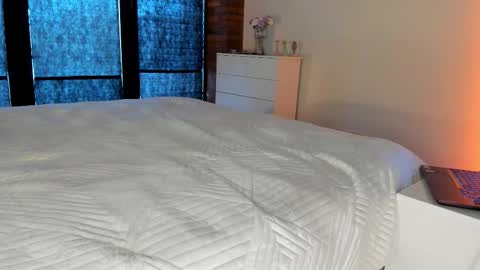 Sherryl online show from 02.26.26