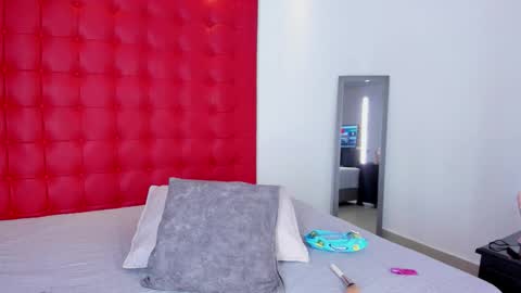  DALIANA  online show from 11.17.25