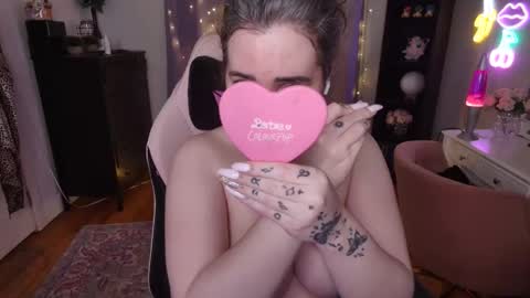 Rachel Brooks online show from 01.01.25