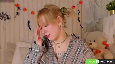 Ray  online show from 10.21.25