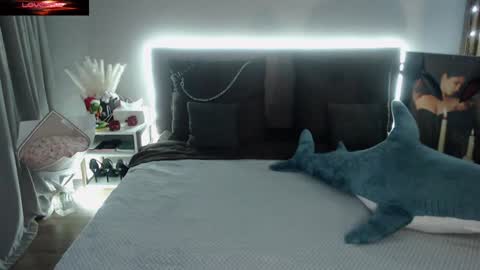 Snapshot of rachelcamp chatting on 12.20.24 Call me Miss. online show from 12.20.24