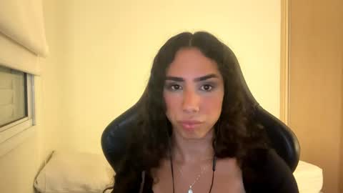 Nina online show from 04.17.26