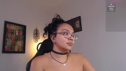 Snapshot of rachell_420 chatting on 06.29.26 rachell_420 online show from 06.29.26