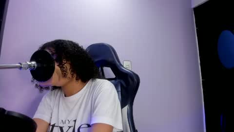 Snapshot of rachell_grey_ chatting on 05.31.26 Rachel online show from 05.31.26