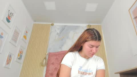 Snapshot of rachellesc chatting on 06.03.26 rachellesc online show from 06.03.26