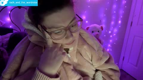 rachs_wardrobe online show from 01.11.26