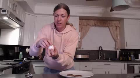 Racy Tracy online show from 01.06.26