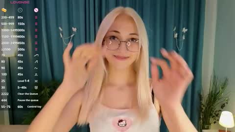 Karina online show from 09.14.25