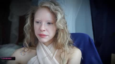 Snapshot of radiant_ada chatting on 10.13.25 ada online show from 10.13.25