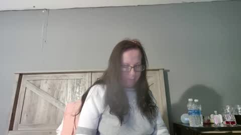 Snapshot of radiantpeachgoddess chatting on 02.20.25 Radiant Peach Goddess online show from 02.20.25