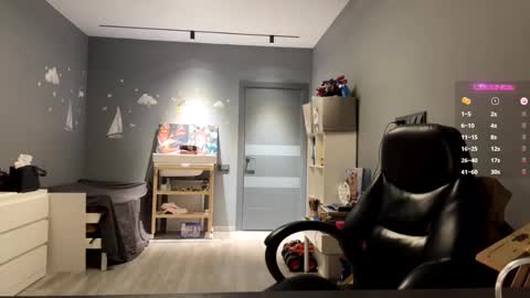 Mila online show from 02.14.26