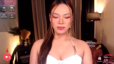 Snapshot of raeganclinton chatting on 02.14.26 raeganclinton online show from 02.14.26