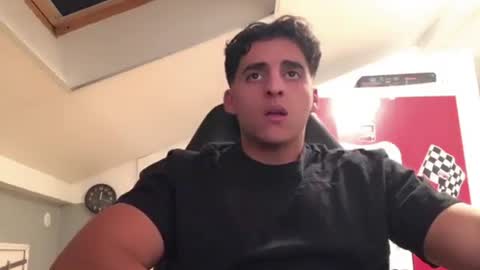 Snapshot of raes69 chatting on 01.15.25 raes online show from 01.15.25